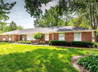 349 Cherry Hill Dr, Ballwin, MO 63011