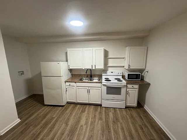 1 bed, 1.0 bath, 1000 sqft, $1,200 — Photo 3