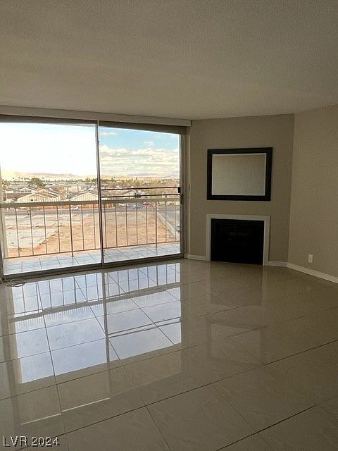 1st image of 745 N Royal Crest Cir Unit 151