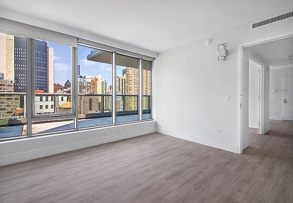 Rented by Mirador Real Estate | media 63