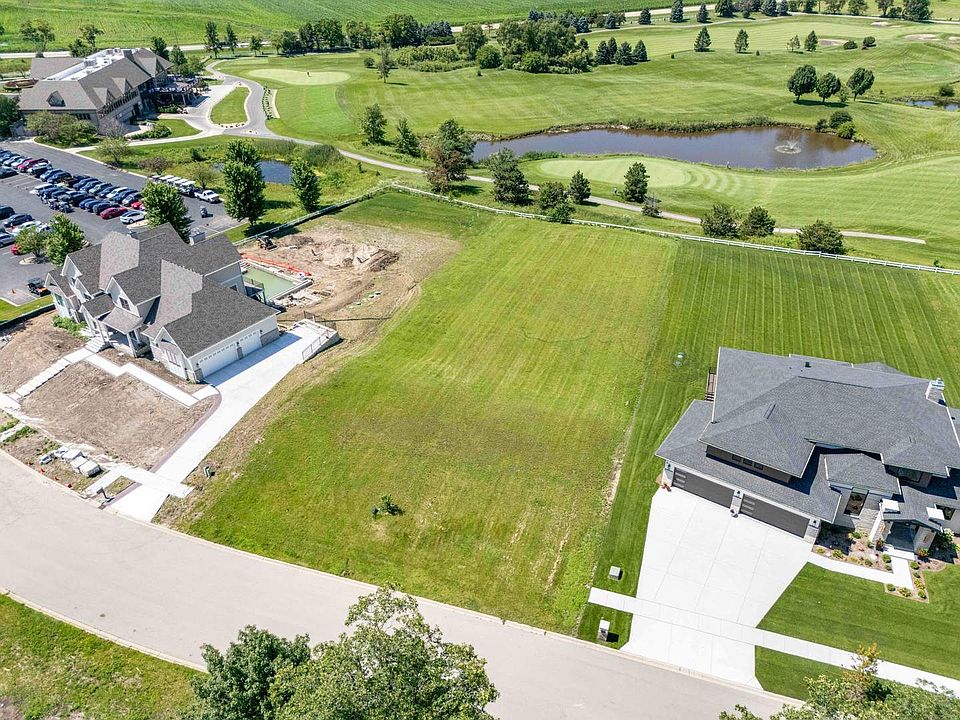 1st image of 7629 Clubhouse Dr