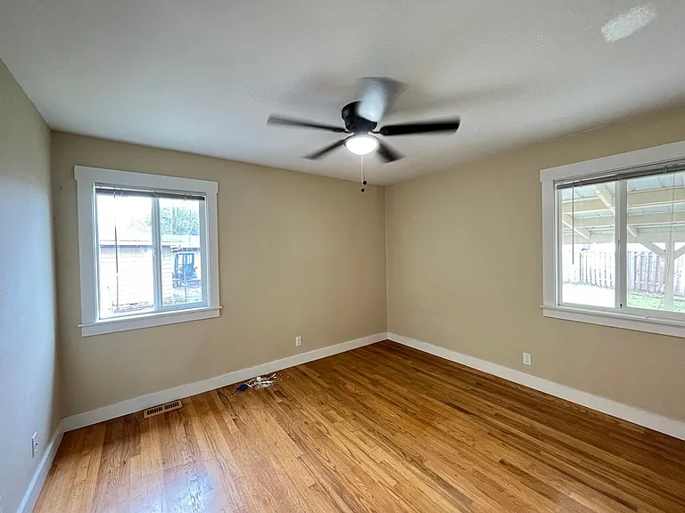 1650 Manor Dr — Photo 19