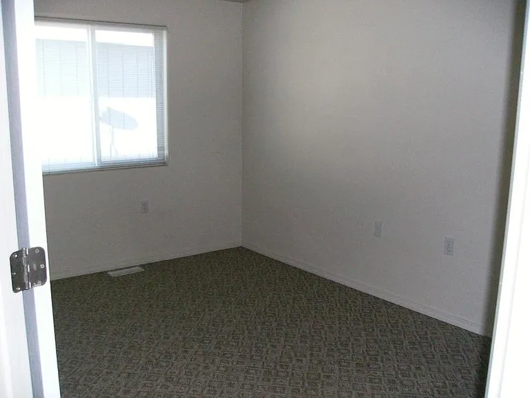 1212 W Columbia Ave — Photo 5
