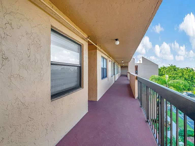 600 Egret Cir #7501 — Photo 27