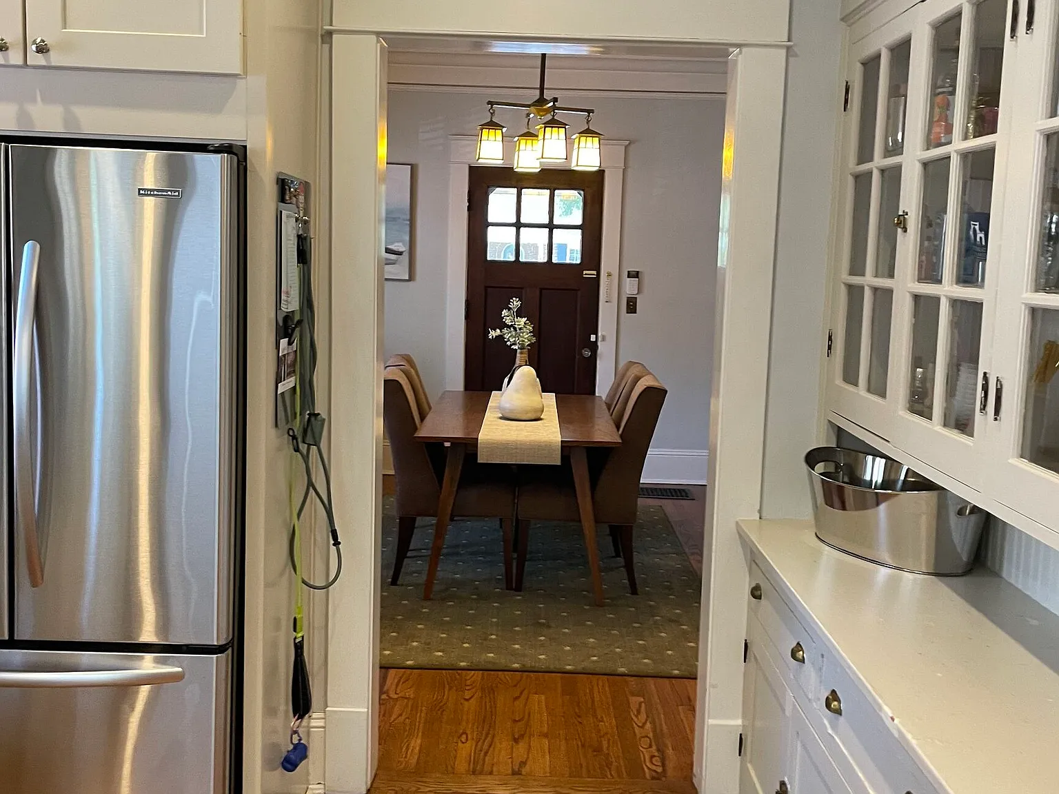 3 bed, 2.0 bath, 1730 sqft, $5,250 — Photo 3