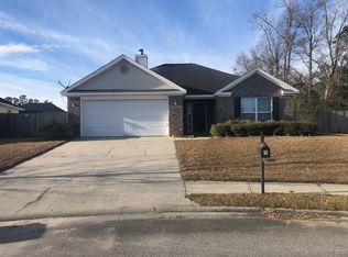 5 Hummer Ct, Savannah, GA 31405