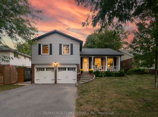 2668 Homelands Dr, Mississauga, ON L5K 1H8