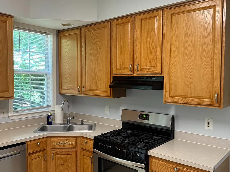 2589 Merganser Ct — Photo 10