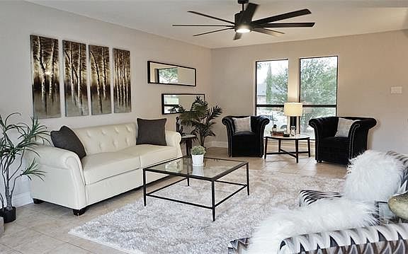 4th image of 1433 Blanco Ln