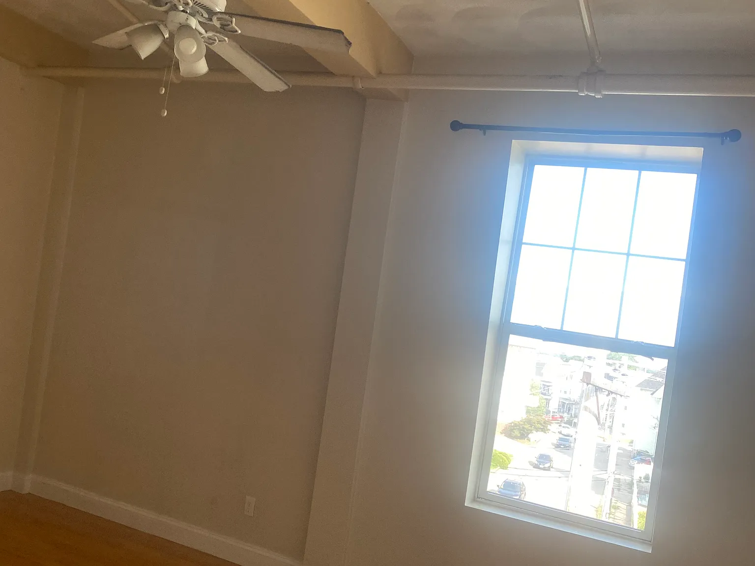 2 bed, 900 sqft, $1,400 — Photo 4