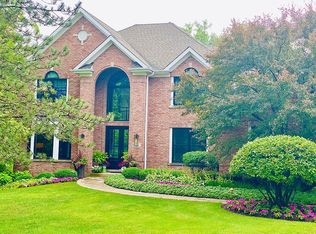 1732 Galloway Dr, Inverness, IL 60010