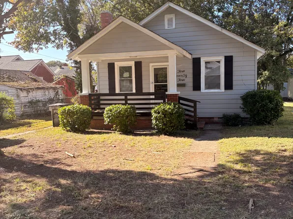 373 Schley Ave, Hampton, VA 23661