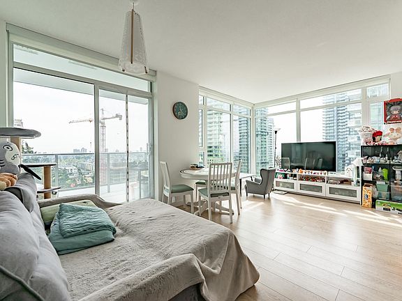 2nd image of 6538 Nelson Ave #1901