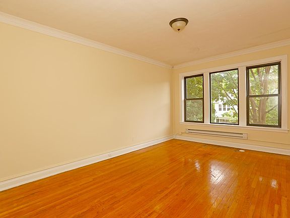 4th image of 3933 N Janssen Avenue # S1 Fl 1ST