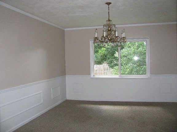 4th image of 293 Siesta Dr