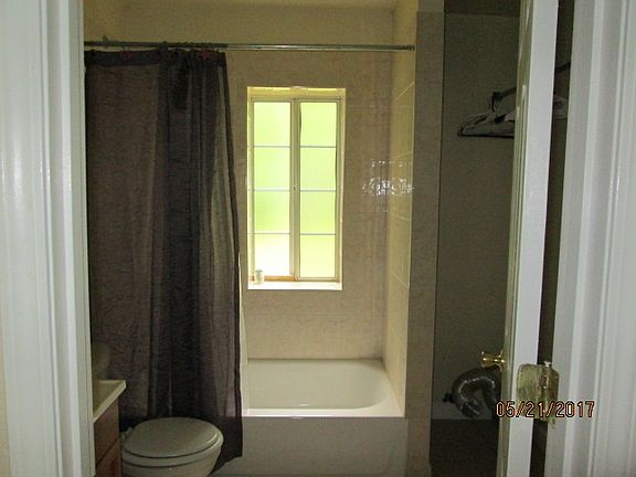 4th image of 10080 E Lake Edward Dr