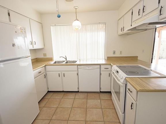 5th image of 1513 W Montebella Dr