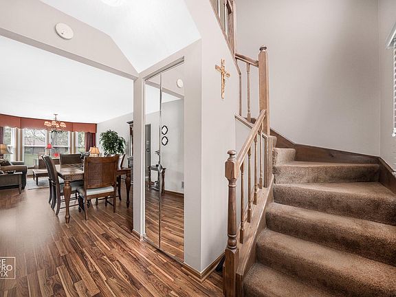2nd image of 3042 Ashton Ct