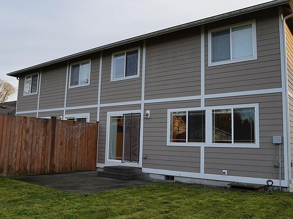 5th image of 215 167th St E #215