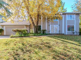 23780 Halburton Rd, Beachwood, OH 44122