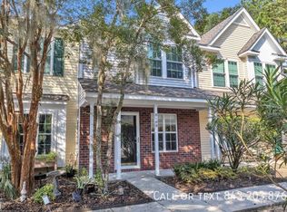 8100 Shadow Oak Dr, North Charleston, SC 29406