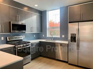 3905 SW Findlay St, Seattle, WA 98136