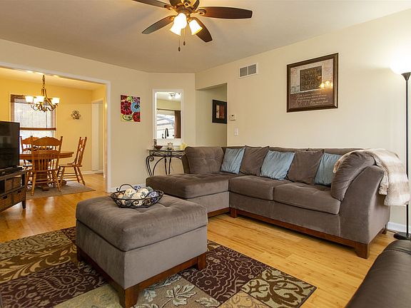 5th image of 51803 Tall Pines Dr