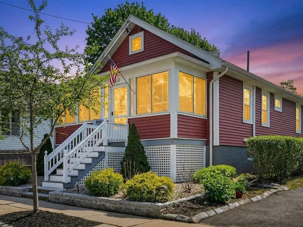 12 Brier Rd, West Roxbury, MA 02132