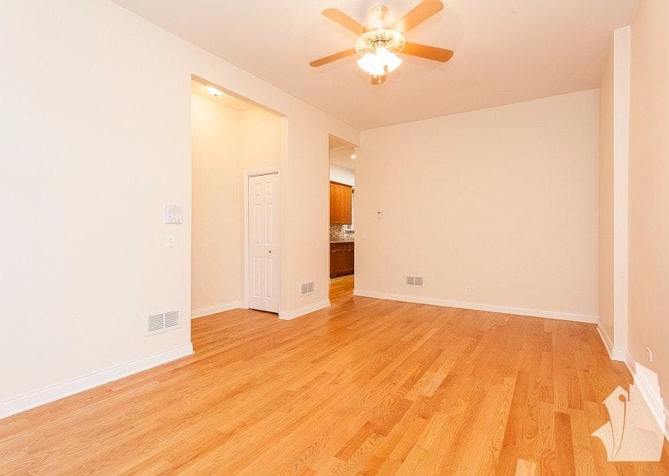 1st image of 2702 W Thomas St #1F5