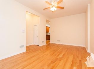 2702 W Thomas St #1F5, Chicago, IL 60622