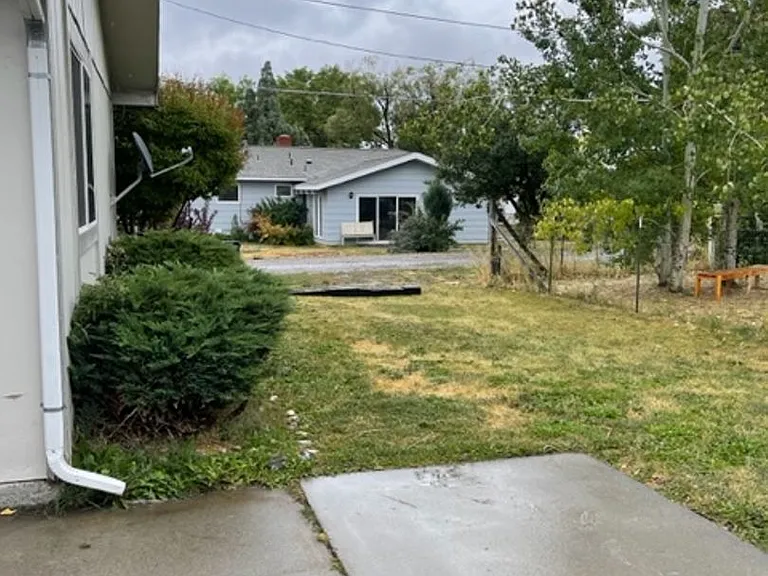 412 N 19th Ave — Photo 3