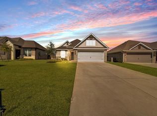 4791 Native Tree Ln, College Station, TX 77845