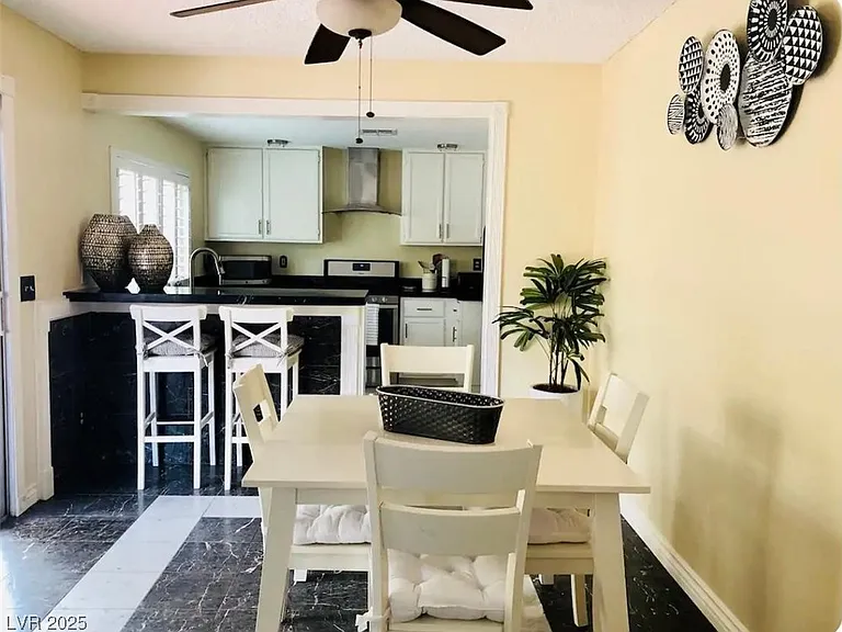 985 Flapjack Dr — Photo 12