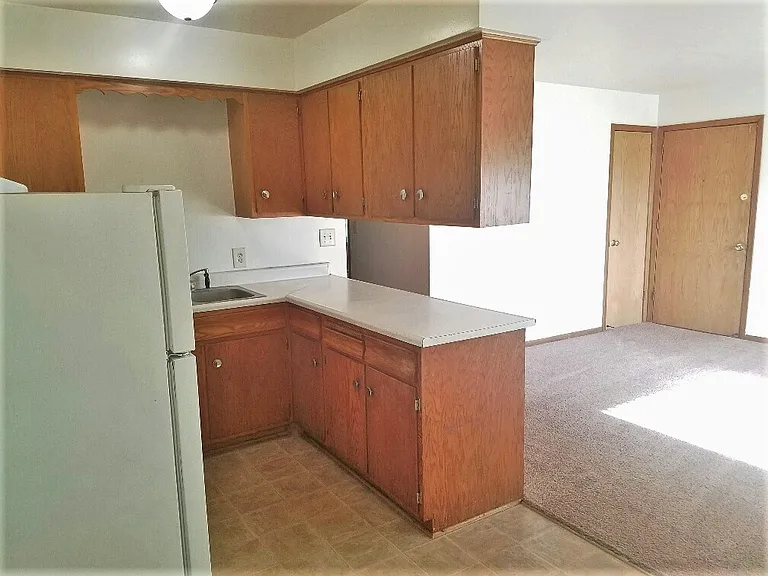 7575 Cloman Way — Photo 7