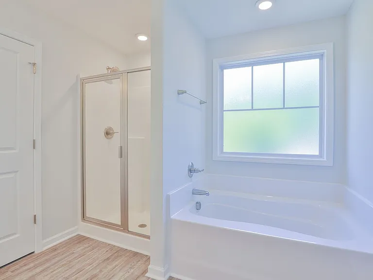 764 Shull St — Photo 18