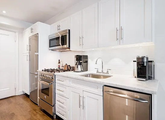 Sold by Compass | media 9