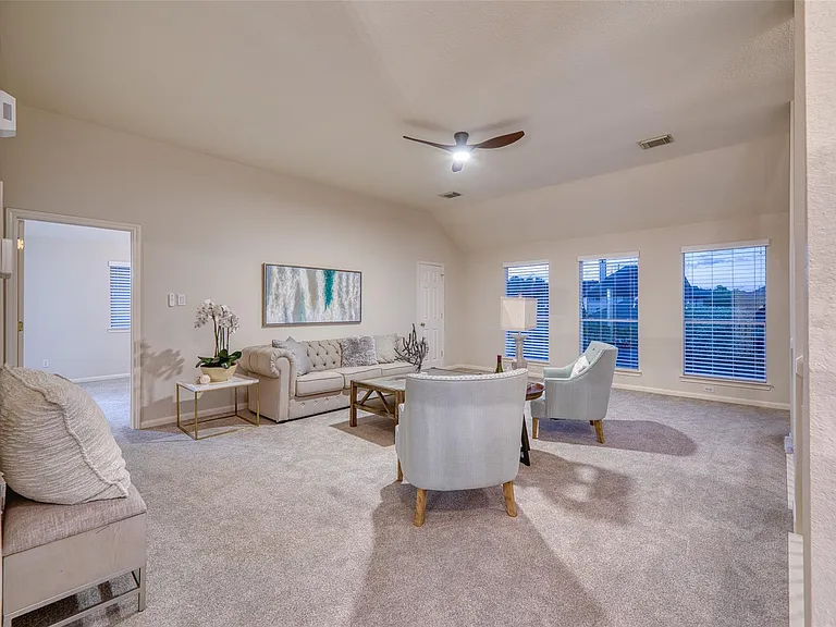 19226 Atherton Ln — Photo 17