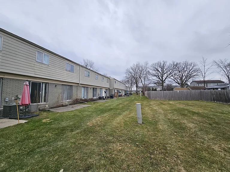 26208 Franklin Pointe Dr — Photo 13