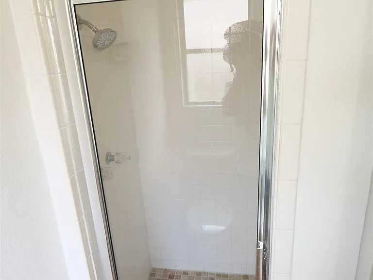 5231 Beechnut St — Photo 26