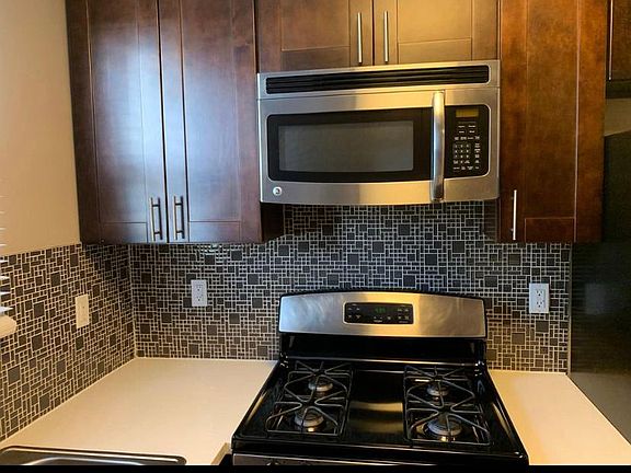 3rd image of 1837 N La Brea Ave APT 7