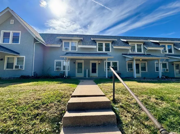 410 W 15th Ave, Moline, IL 61265