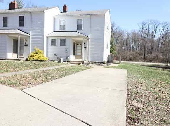 2nd image of 20 Chalmers Ln