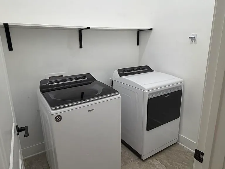 159 Senegal Dr — Photo 18