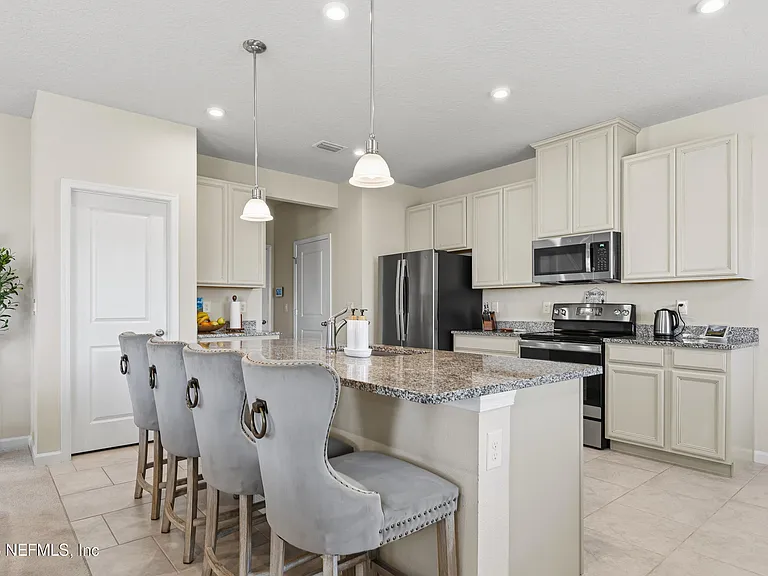 1052 Victoria Hills Ct — Photo 5