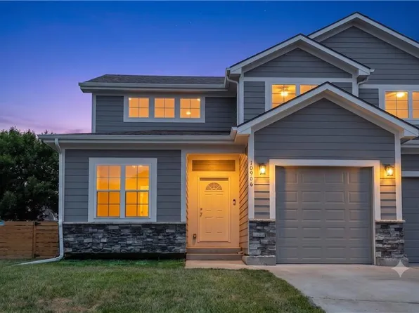 10906 W 115th St, Overland Park, KS 66210