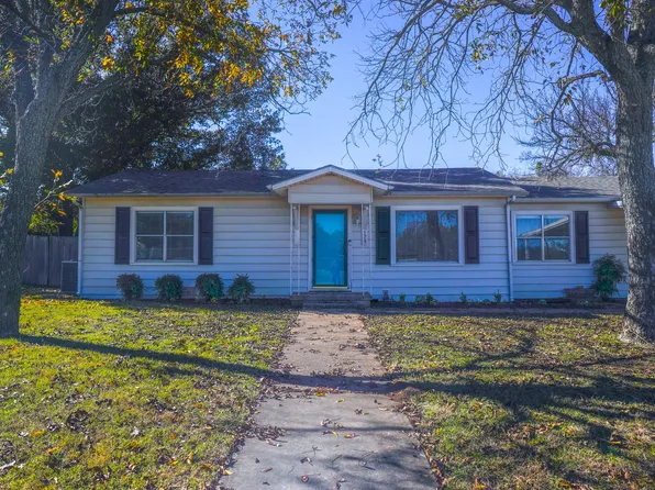 529 N Stewart St, Jacksboro, TX 76458