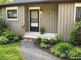 Condos At Woodlake, Woodbury, CT 06798