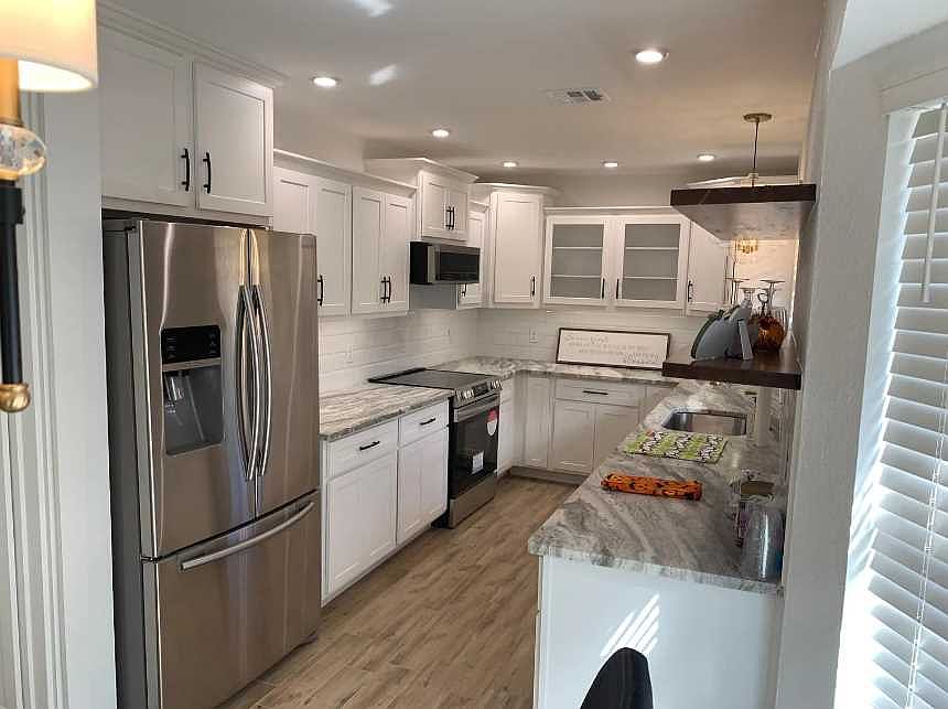1st image of 4809 NW 72nd St #A