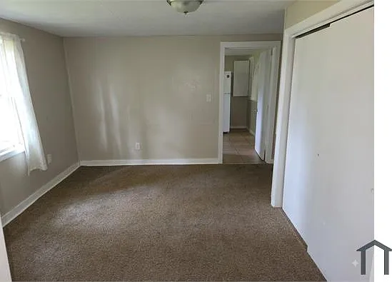 2935 Potter St — Photo 9