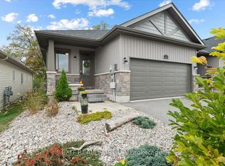 35 Ledgerock Ct, Quinte West, ON K8R0A1